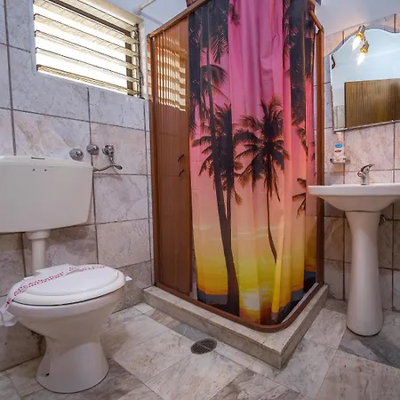 Kostas * Skála Marión